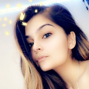 Meet your Posher, Manisha